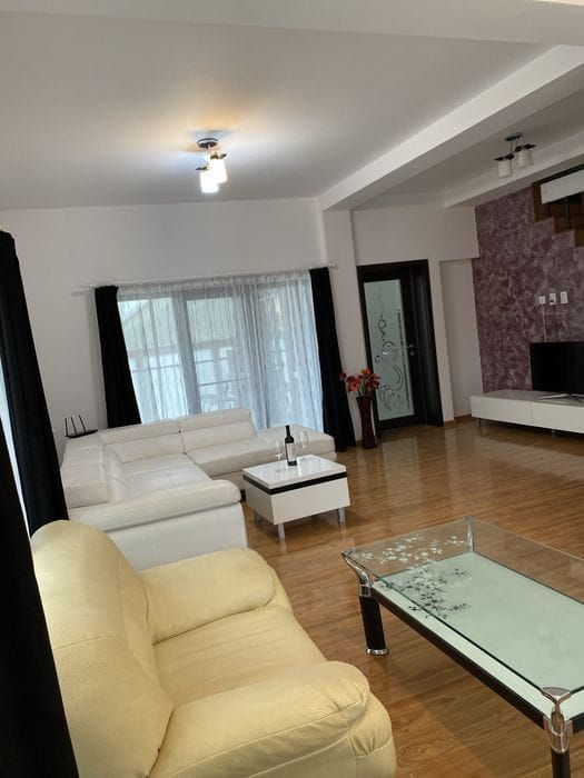 Casă / Vilă de închiriat în Craiova - Poză 7