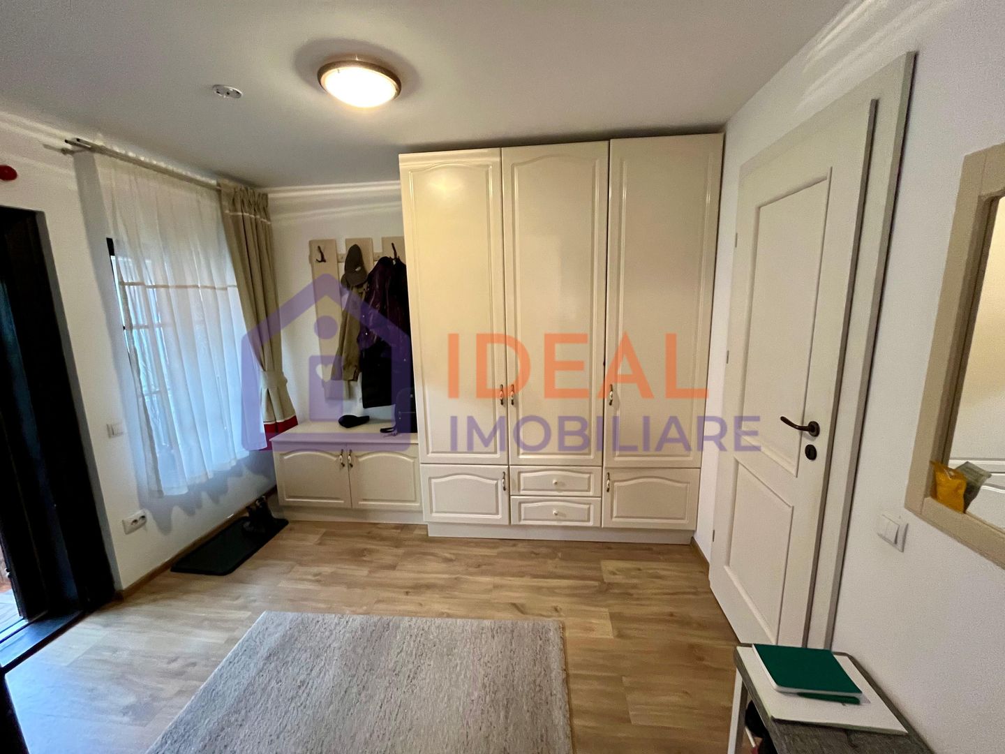 Casă individuală cu 5 camere și curte proprie - în Cisnădioara - Poză 10