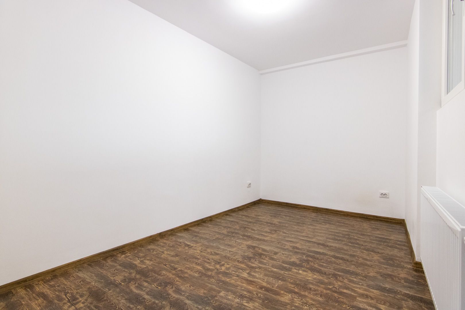 Apartament 2 Camere, Finisat Complet, Gata De Mutare, 10 Minute De Metrou Pacii - Poză 12