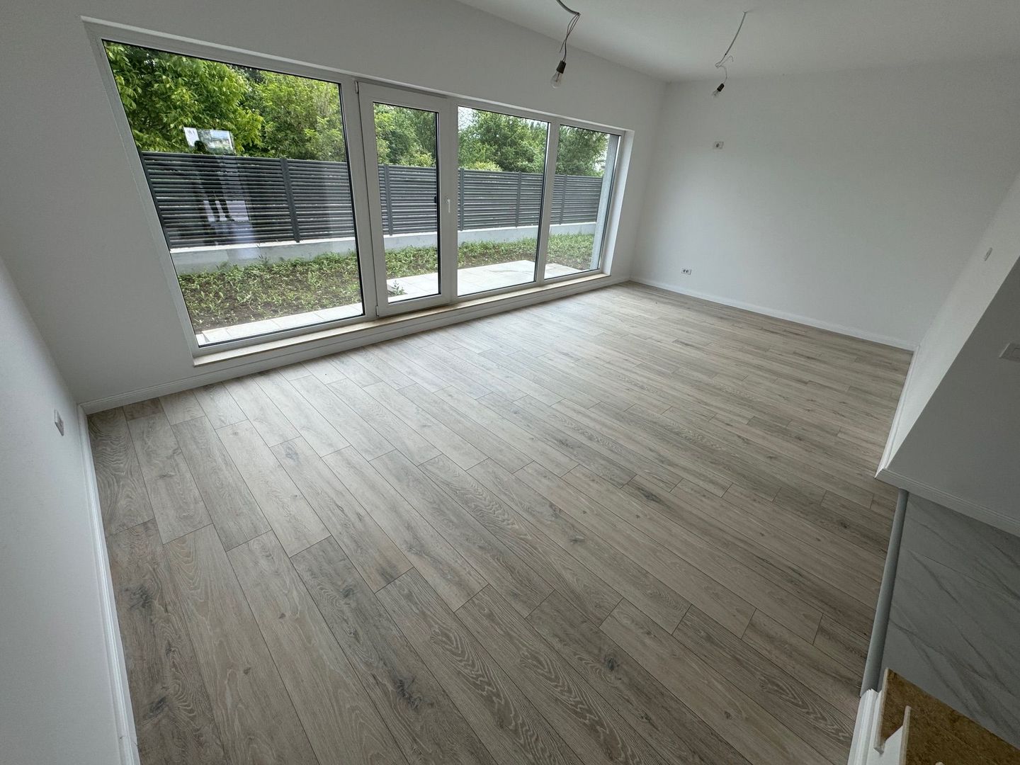 Ultima!!  Vila Otopeni 4 camere TOATE utilitatile - Poză 4