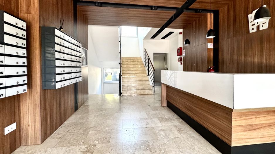 Penthouse elegant si primitor, cu un view spectaculos, in zona Lipovei - Poză 23