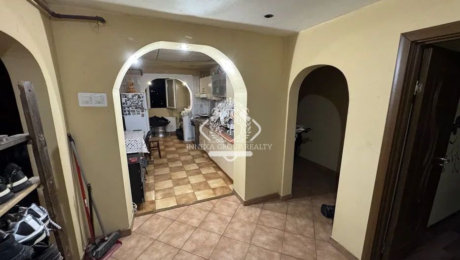 Rahova-Barca | 4 camere | 96mp | dec | et 8 | 98.000 euro - Poză 1