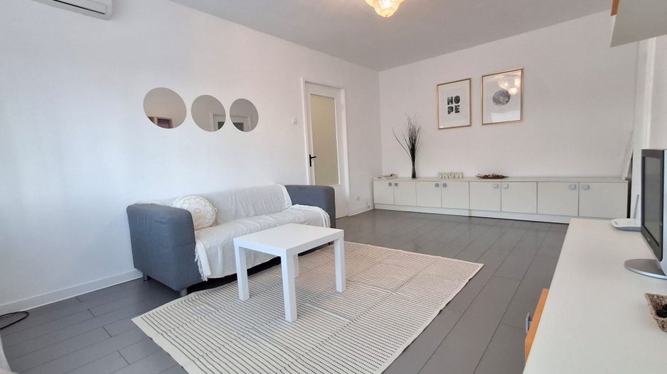 Închiriere apartament modern, 2 camere – Zona Colentina - Poză 1