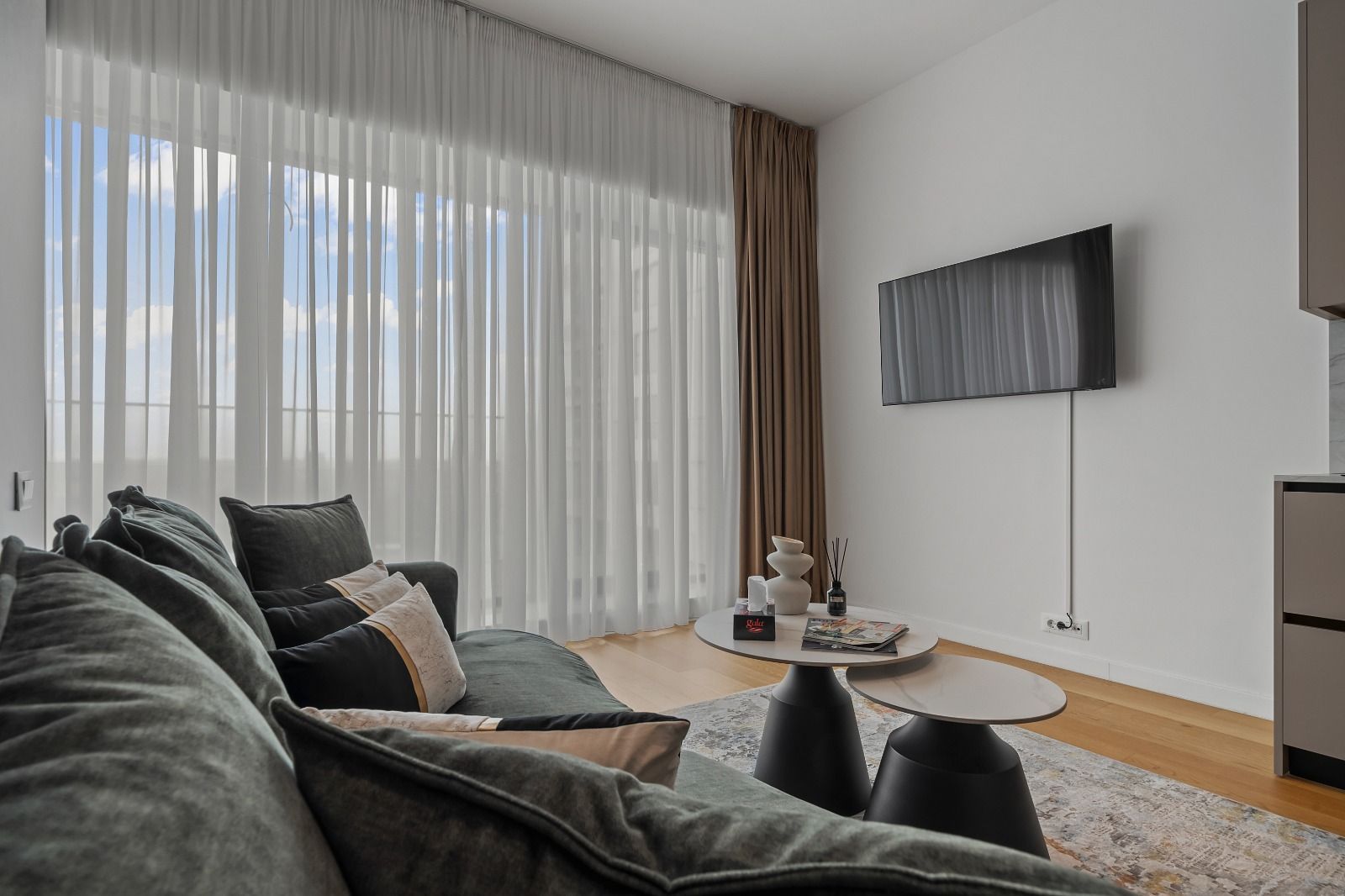 Apartament 3 camere | One Verdi Park | Lake View - Poză 4