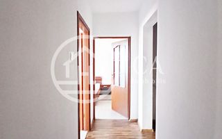 Apartament de vânzare cu 3 camere în zona Rogerius, Oradea - Poză 12