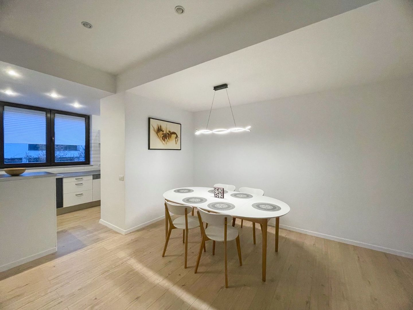 Chirie I Apartament 3 camere I North Area Lake View - Poză 4