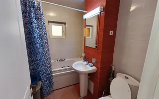 De inchiriat apartament spatios, 3 camere, pe Faleza, 850 euro - Poză 13