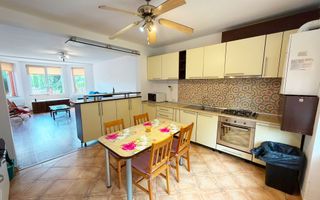 Casa, 4 camere, modern, parcare, curte, balcon, zona Semicentrala - Poză 3