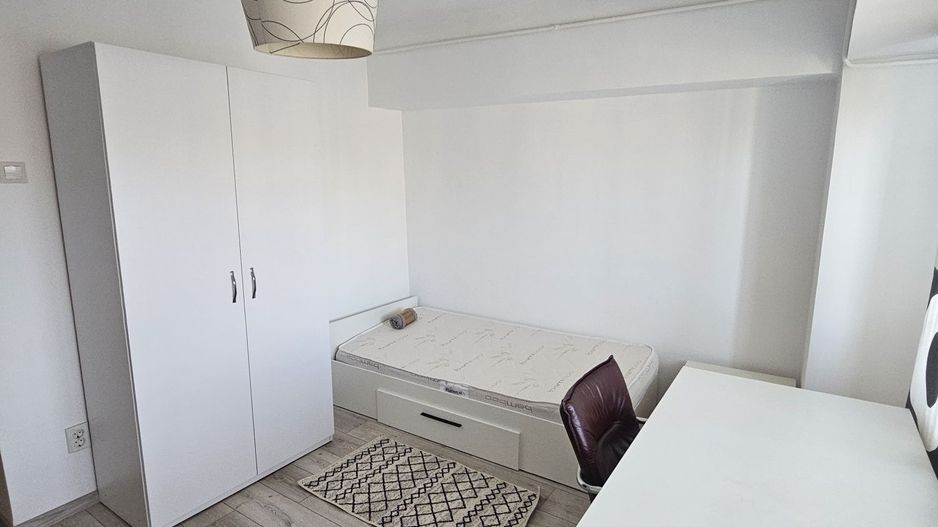 Apartament 3 camere Decebal PRIMA INCHIRIERE - Poză 4