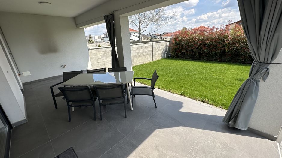 Duplex despărtit  prin garaj zona Ikea - Poză 1