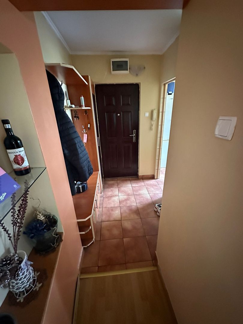 ageuropa.ro vinde ap cam 48mp etaj în Micro 14. - Poză 8