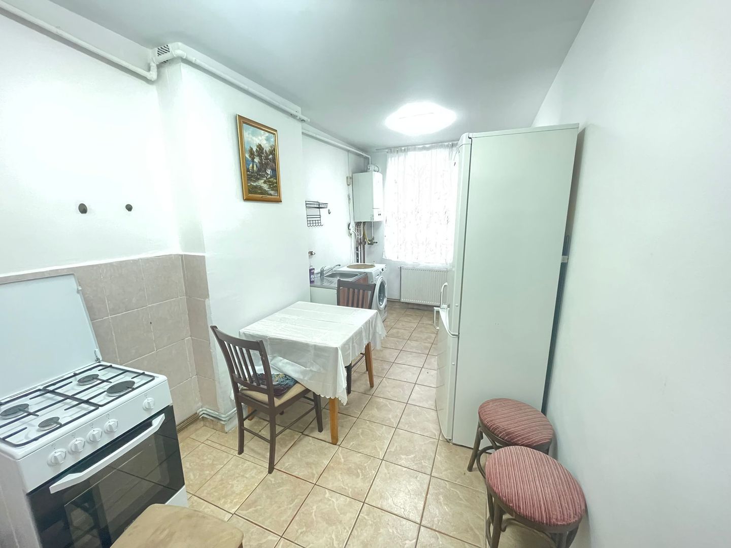 Apartament 2 Camere De Inchiriat | Decomandat | Central | The Office | Etaj 3/4 - Poză 9