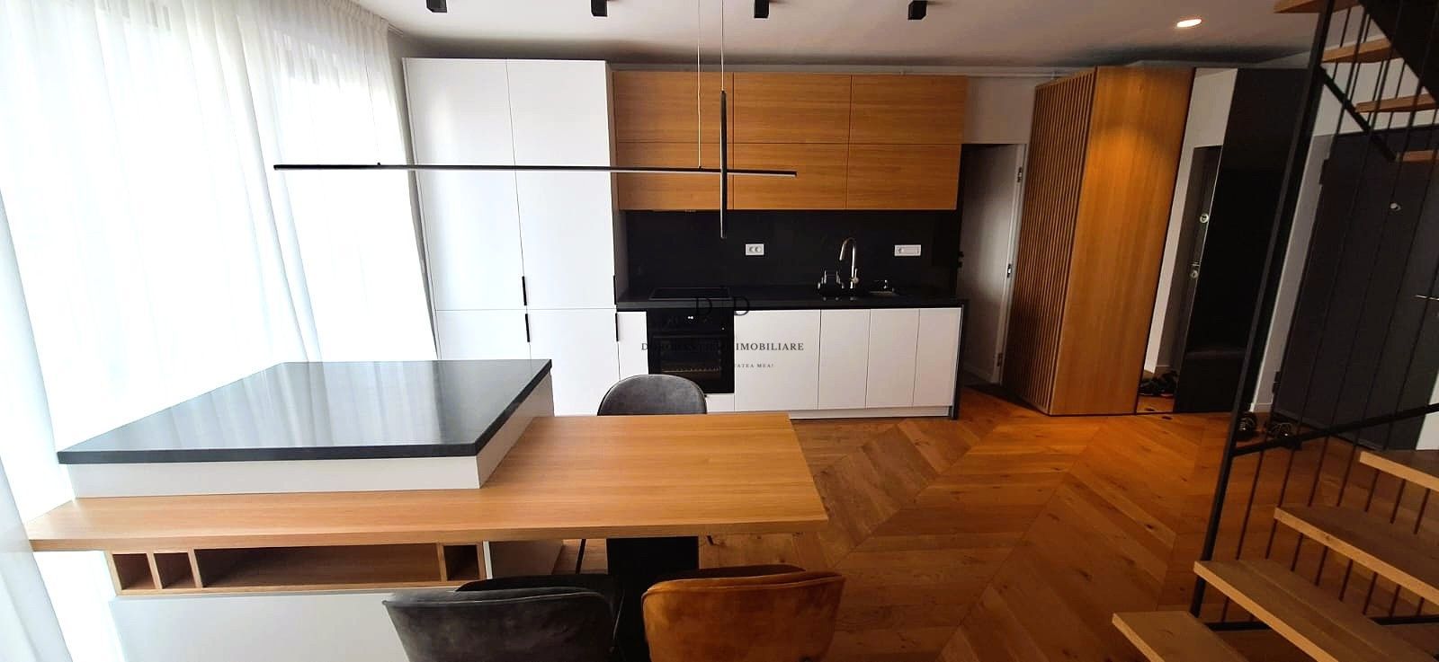Inchirere apartament tip penthouse cu terasă, în cartierul Buna Ziua - Poză 3