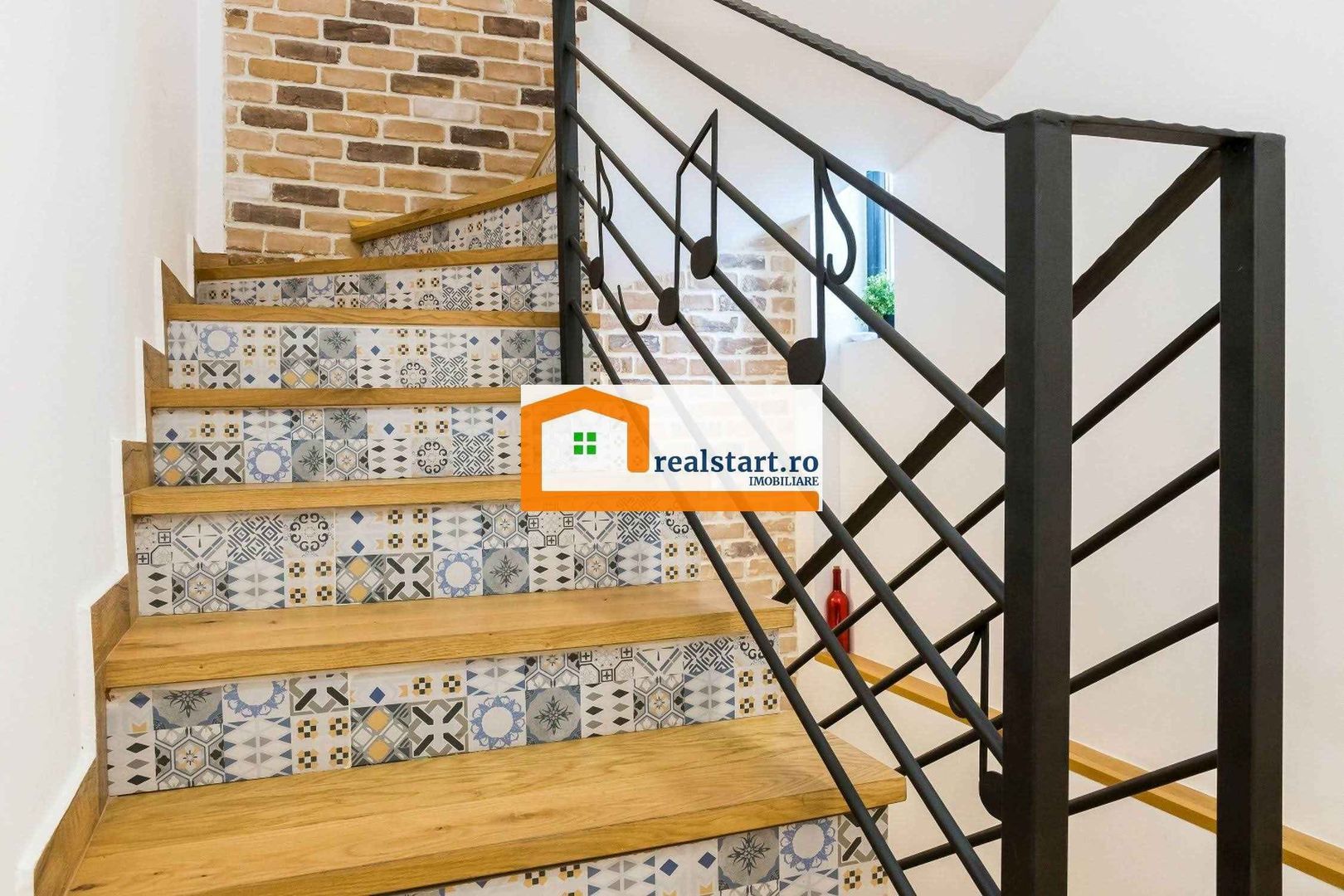 Parcul Teilor, S+P+1+M, curte 115mp, boxa, loc de parcare subteran - Poză 5