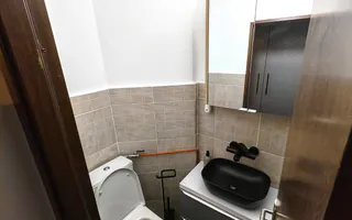 Apartament cu 3 camere in zona Lunei - Poză 14