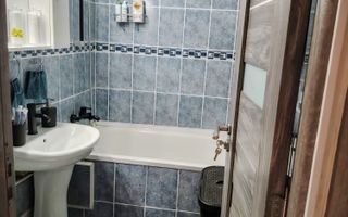 Apartament 3 camere decomandat, etaj intermediar - Poză 9
