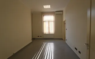 Birouri în vila - zona Balcescu - Poză 17