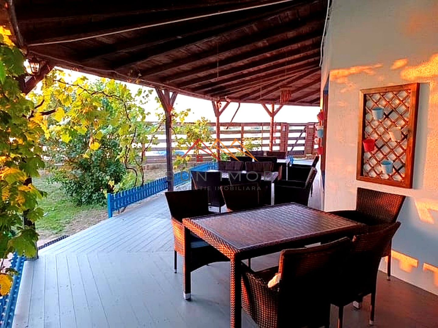 De vanzare pensiune 14 camere, teren 1500 mp, multiple dotari - Poză 9