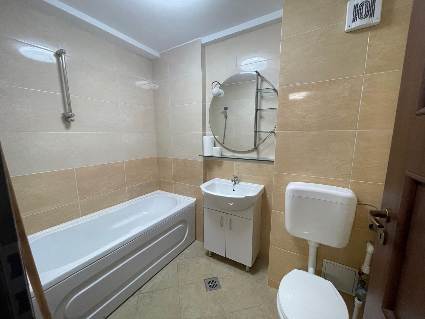 AP. 3 CAMERE APARATORII PATRIEI, PARCARE, BLOC NOU, METROU 5 MINUTE - Poză 8