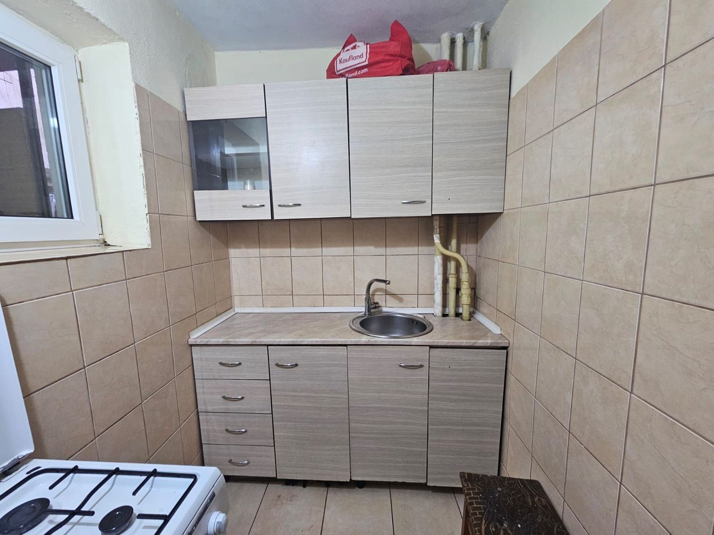 Apartament cu 2 camere, etaj 2, Razboieni - Poză 3