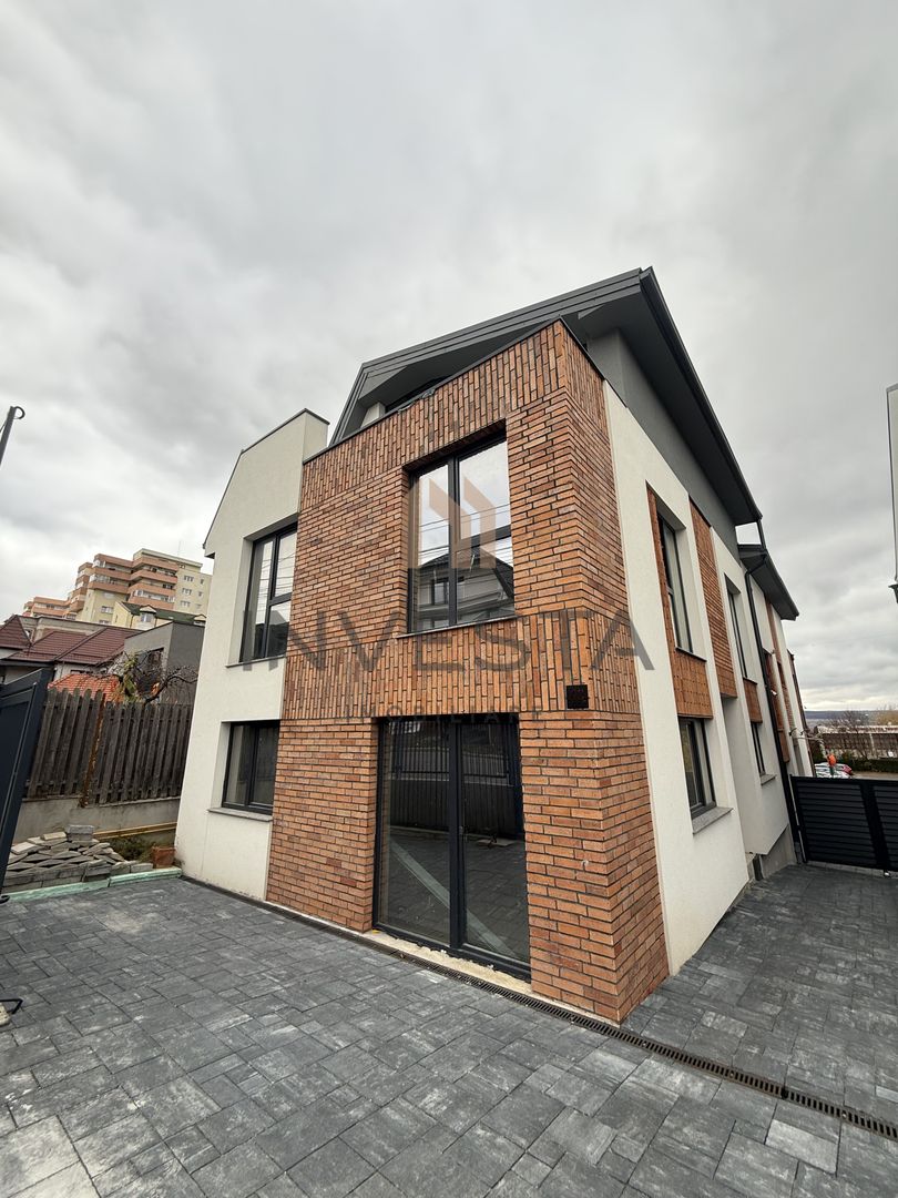 Locuință modernă cu 5 camere, situată în cartierul Zorilor! - Poză 1