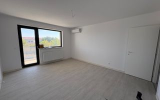 AP. 3 CAMERE- HILS SPLAI, PARCARE, BUCATARIE INCHISA, COMIS 0% - Poză 1