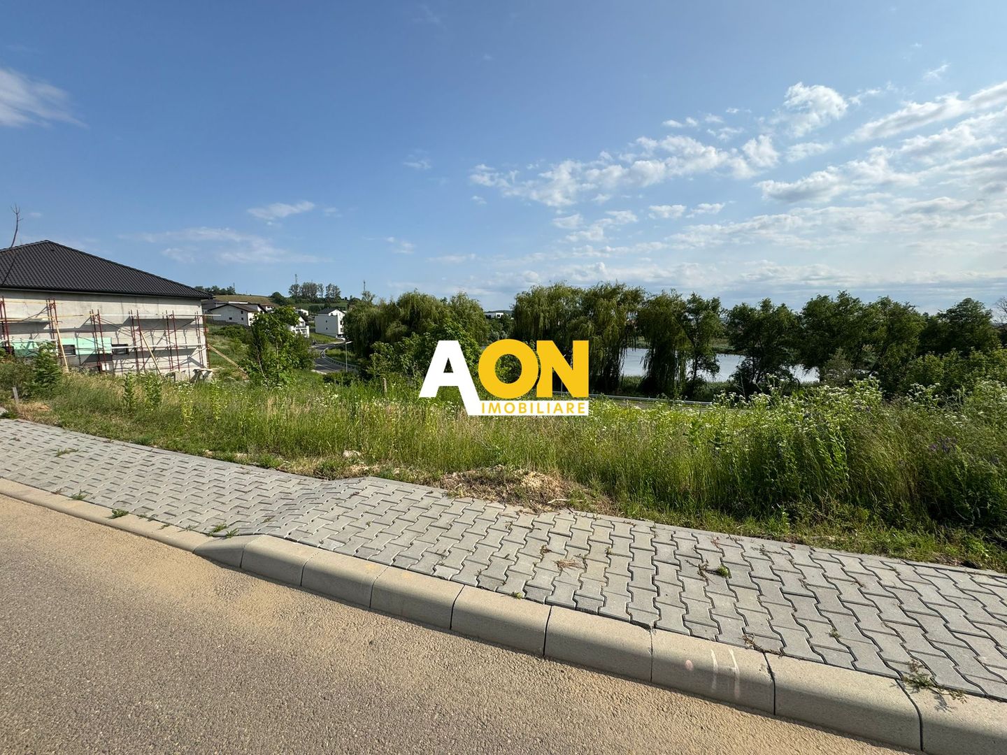 De vanzare 830mp teren intravilan, vedere exclusivista Lacul Chereteu - Poză 1