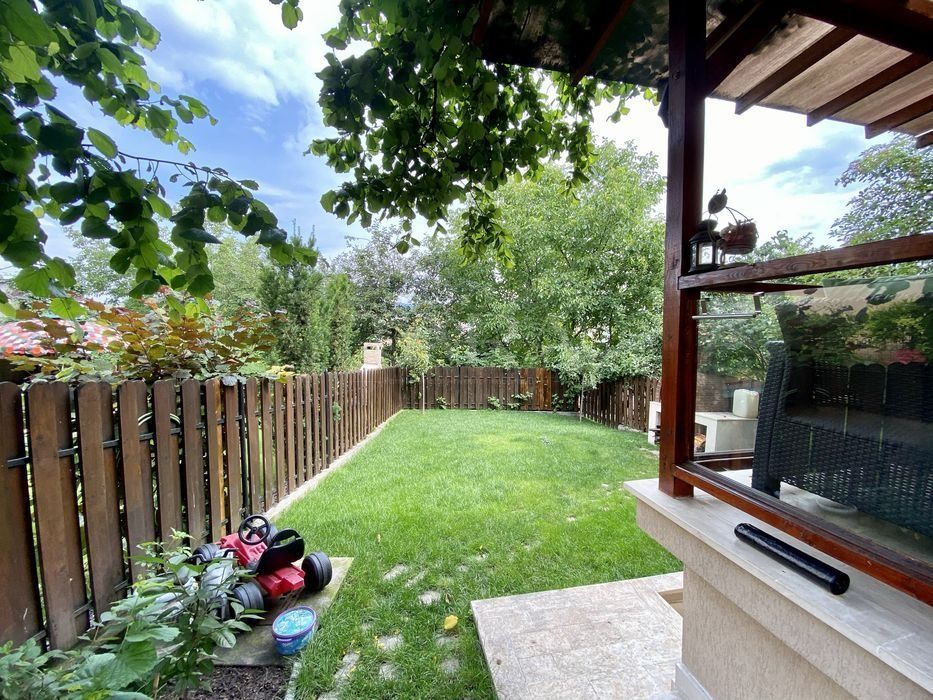 Casă de familie de vânzare în cartierul Gruia - Poză 2