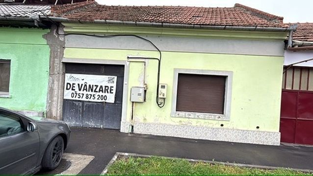 Fratelia | Casa | 320 mp teren | Front 8 ml | Toate utilitatile | Renovabila - Poză 1