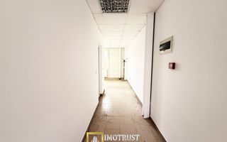 Birou de închiriat – 35 mp, parter, incintă industrială - Poză 2