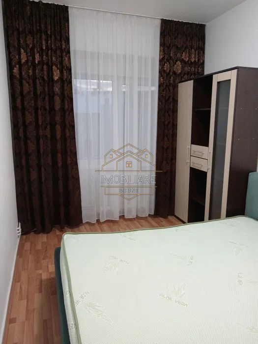 Zonă ultracentrală, apartament decomandat spre închiriere cu 2 camere - Poză 2