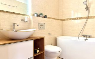 Penthouse pe 2 niveluri l 160 mp utili l terase 75 mp l parcare l B. Z - Poză 8