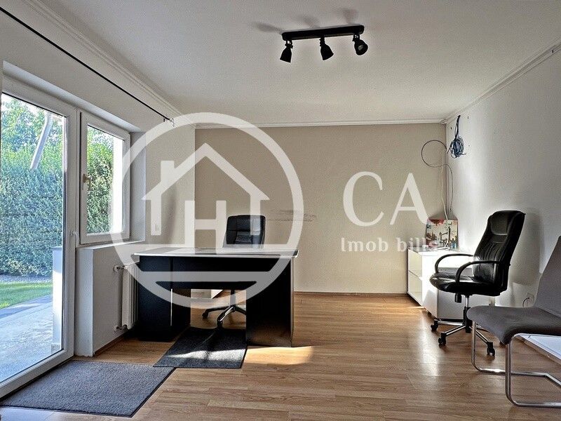 Casă de închiriat cu 5 camere în Cartierul Europa, Oradea - Poză 3