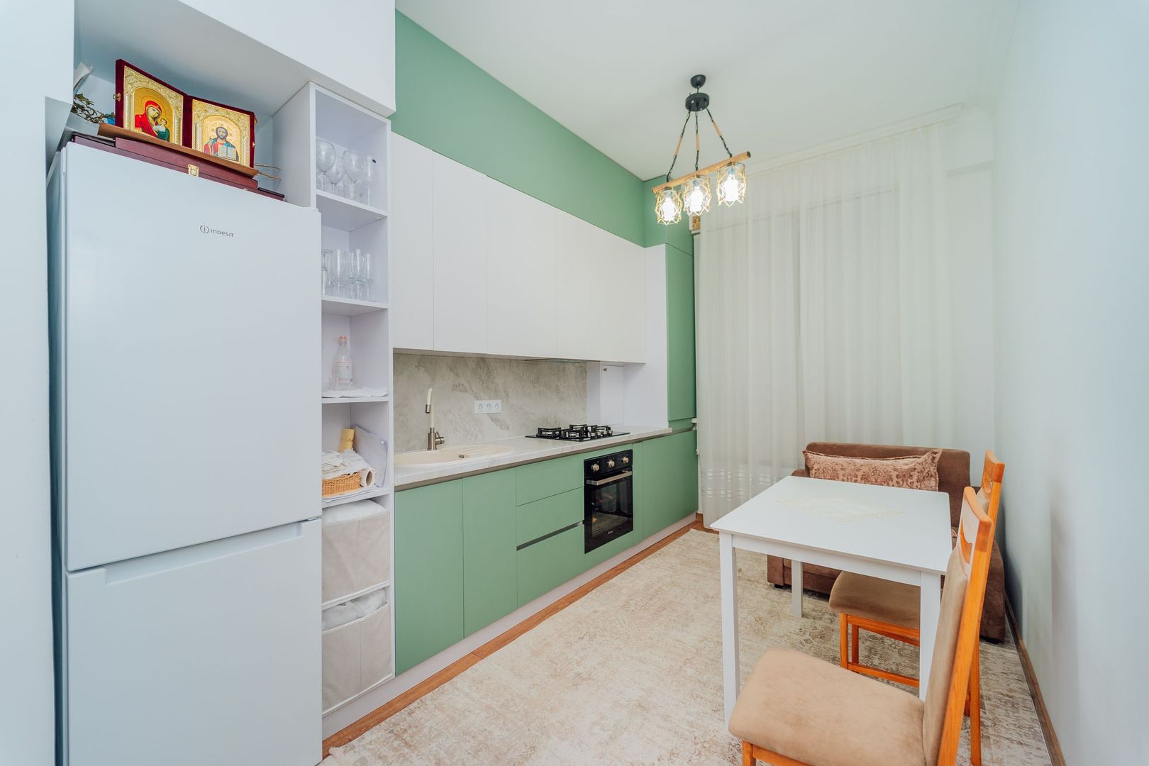 Apartament cu 2 camere, Centru - Poză 3