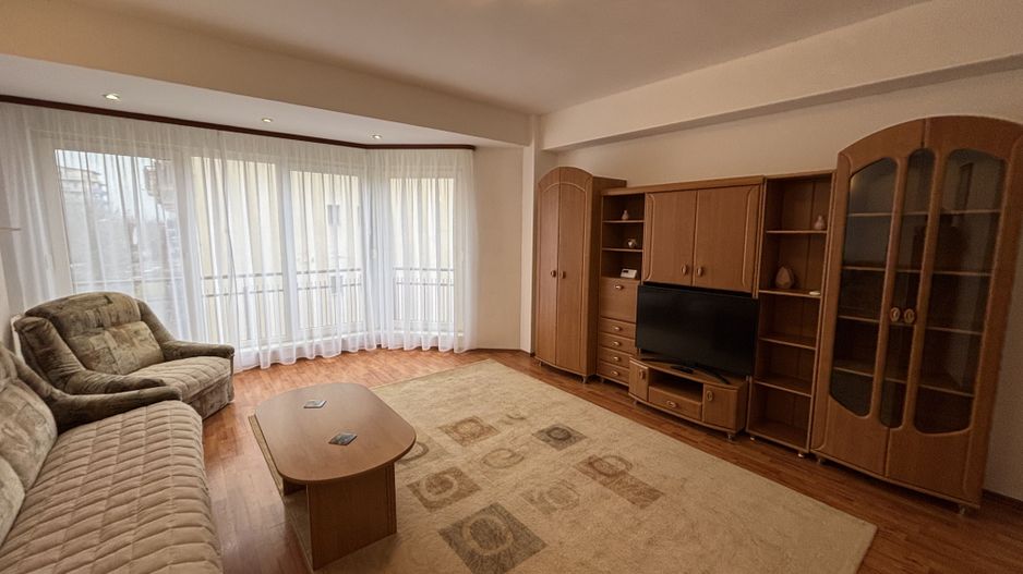 Apartament 3 camere bloc nou cu parcare subterana - Poză 2
