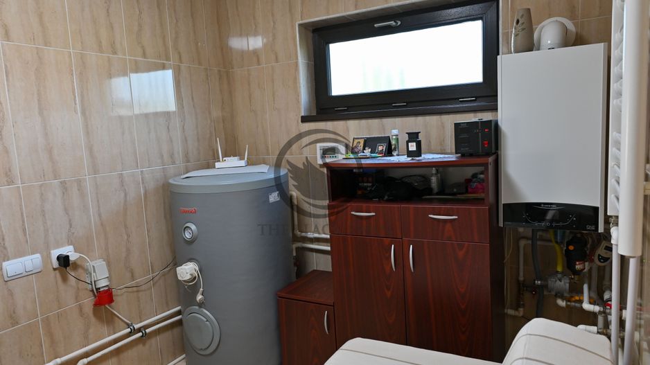 Casa cu piscina de vanzare | 3.300 mp teren | Urlati - Prahova - Poză 26