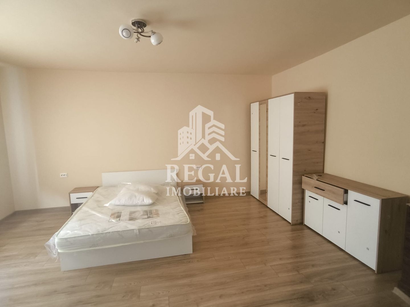Casă de închiriat cu 4 camere - Piata Obor - Poză 2