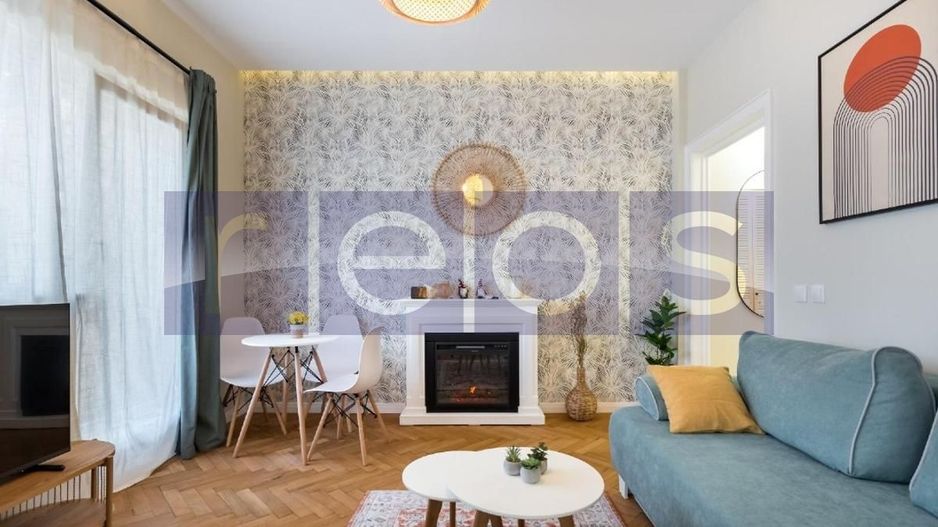 VANZARE APARTAMENT BOEM 2 CAMERE 50MP ULTRACENTRALA TERASA PANORAMICA - Poză 2