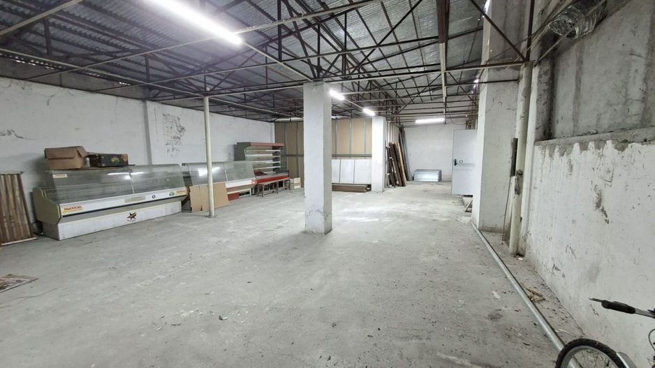 Inchiriere Spatiu comercial 600 mp Bascov-Centru cu parcare - Poză 4