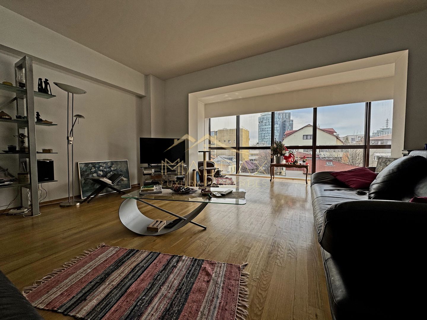 Apartament Elegant de Închiriat – 5 Camere/ 3 Băi, *Arcul de Triumf* - Poză 27