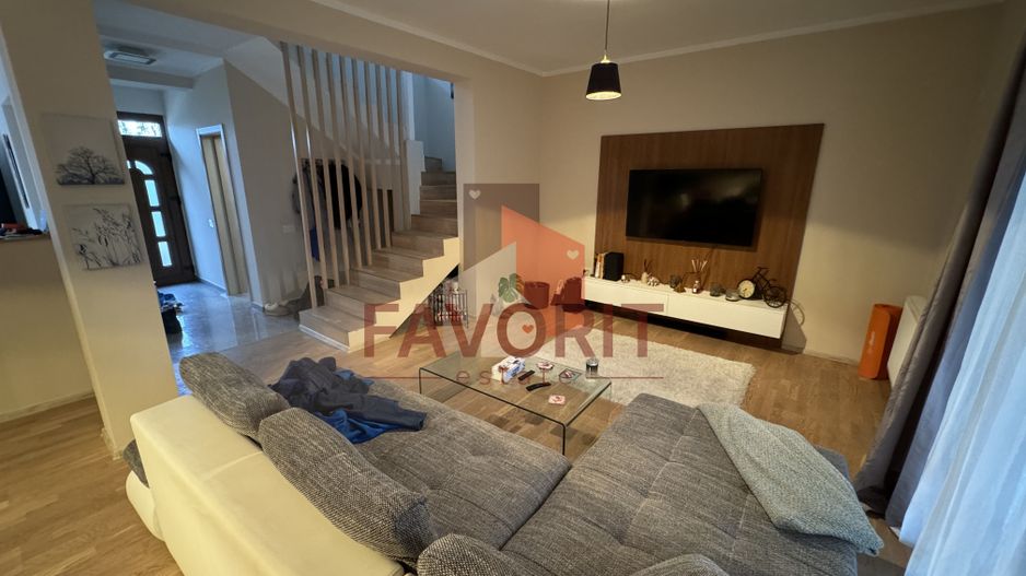 Casa cu garaj, langa padure in Dumbravita, mobilata si utilata - Poză 3