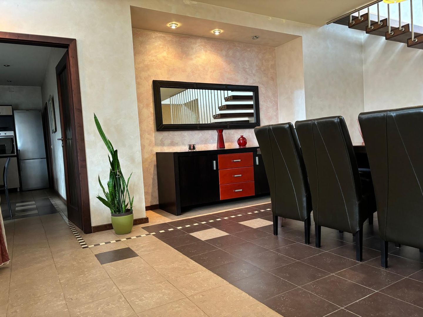 🏡 Casă individuală în Ronat – 6 camere, garaj dublu, finisată modern✨ - Poză 6