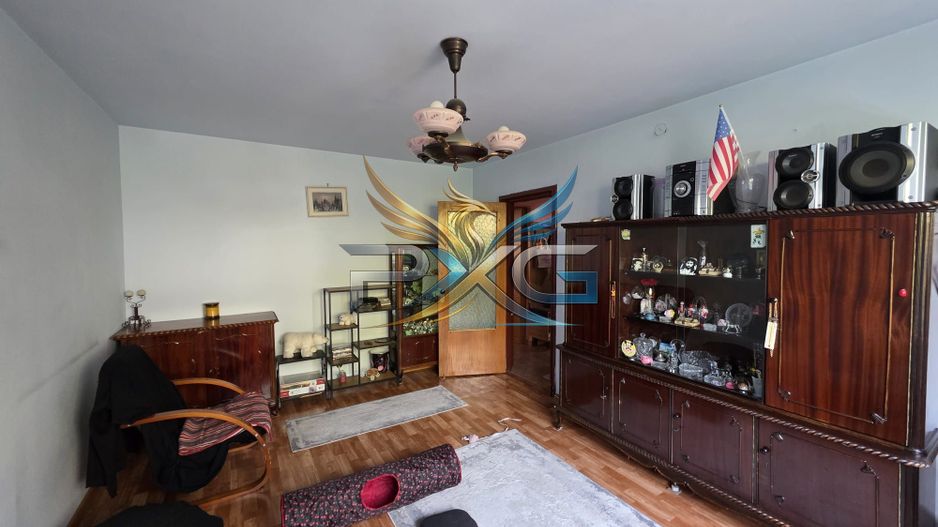 Apartament 3 camere Metrou Valea Ialomitei - Poză 4