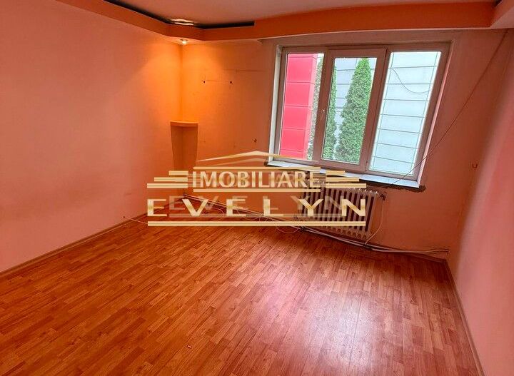 Clădire de vânzare – Aproximativ 406 mp utili, Zona Centrală - Poză 5
