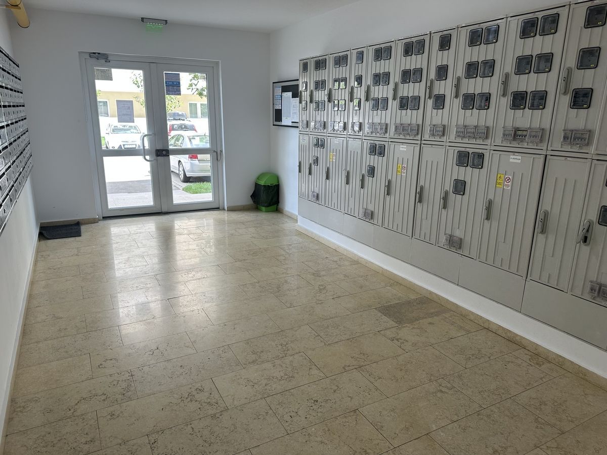 De închiriat apartament 2 camere Berceni - Poză 12