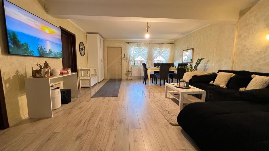 Casa de vanzare in Onesti - Poză 3