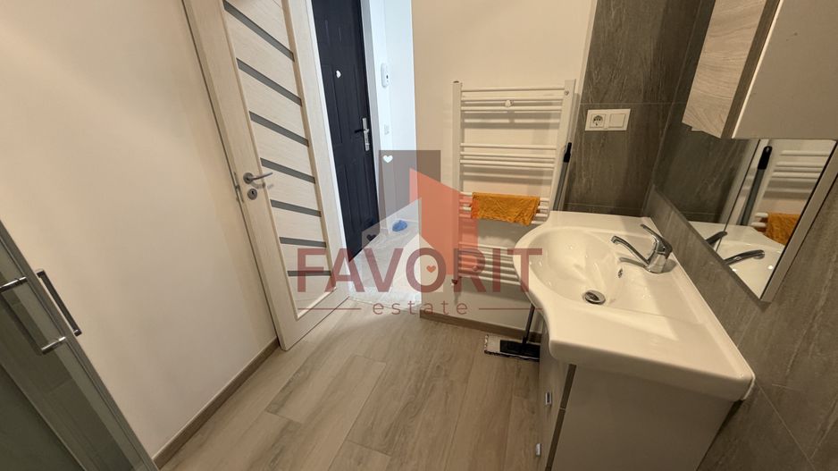 Mobilat si utilat. Disponibil imediat.  Bucatarie inchisa - Poză 9