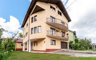 Casa cu 10 camere de vanzare pe str. Corneliu Coposu - Poză 1