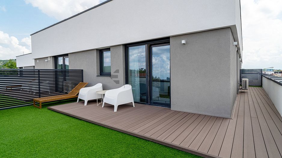 Apartament cu 2 camere de inchiriat EAS cu o terasa de 44 mp - Poză 7