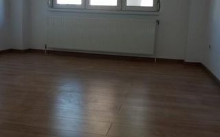 2 cam dec Aradului-Mall parter - Poză 4